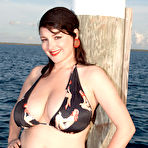 Pic of Lorna Morgan Nude On The Dock Scoreland - Curvy Erotic