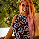 Pic of Laila Balcony Beauty Hayleys Secrets - Curvy Erotic