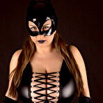 Pic of Samanta Lily Is A Masked Mistress - Curvy Erotic