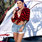 Pic of Pics of Tranny TS Foxxy pitches a tent with Ricky Larkin from [Trans Angels] - Xemales.com