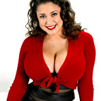 Pic of Miriam Gonzalez Super Busty Pinup for Pinupfiles - FoxHQ