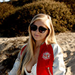 Pic of Kayla Linchek Blonde Beach Girl Zishy / Hotty Stop