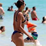 Pic of Lais Ribeiro in bikini on a beach in Miami