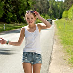 Pic of Faina Bona in Hitchhiker