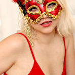 Pic of Marilyn Sugar Masked Blonde Hottie