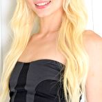 Pic of Elsa Jean is extremely beautiful.
