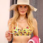 Pic of Tayla Bikini Blonde in Heat