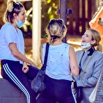 Pic of Emma Roberts & Kristen Stewart - Hanging out in Los Angeles 8/30/20 - The Drunken stepFORUM - A place to discuss your worthless opinions