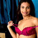 Pic of Alishaa Mae seductive beauty