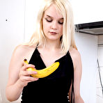 Pic of Riya - Banana Lover 1 at HQ Sluts