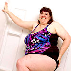 Pic of Fat Woman In Shower