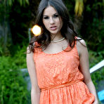 Pic of Shyla Jennings Off With The Orange