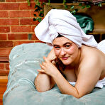 Pic of JO BONNIE TOWELING OFF PHOTOS