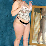 Pic of Chunky Big Titty Brunette Dusty Rose Opens Her Legs And Plays With Her Twat In Front Of The Mirror / DefineBabe.com