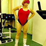 Pic of Mature at the gym fucks the instructor - AmateurPorn