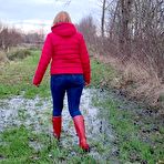 Pic of Miss Nica Nordic Fetishclips | Matschwalk in the bog for my rubber boot fetishists