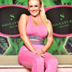 Pic of Lycia Sharyl in Gym Girl Strip - Prime Curves