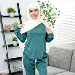 Pic of Binky Beaz - Hijab Hookup | BabeSource.com