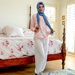 Pic of Izzy Lush - Hijab Hookup | BabeSource.com