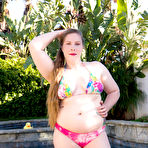 Pic of Lana Del Lust in Bikini Striptease By The Pool - Prime Curves