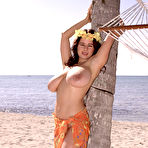 Pic of Chloe Vevrier in Key Largo Hammock at Chloes World - Prime Curves