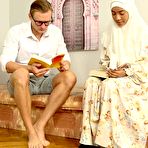 Pic of He had a Spanish lesson with a horny mulatto in a hijab | Sex With Muslims