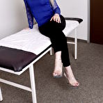 Pic of Lynn is ahot blonde Dutch MILF that masturbates and fucks the heel of her shoe in the doctors office - Mature.nl