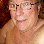 Pic of MenBucket.com - Real submitted pics of amateur men, guys, daddies and bears! Homemade gay sex!