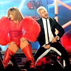 Pic of Jennifer Lopez performs on the stage