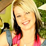 Pic of Daisy Karups PC Gallery