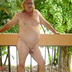 Pic of MenBucket.com - Real submitted pics of amateur men, guys, daddies and bears! Homemade gay sex!