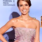 Pic of Jessica Alba posing at Golden Globe Awards