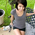 Pic of Hot Amateur Girl Bailey Modeling Nude