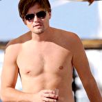 Pic of :: BMC :: Leonardo Dicaprio nude on BareMaleCelebs.com ::