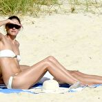 Pic of Olivia Palermo caught in bikini on the beach