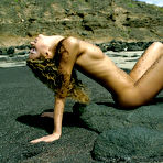 Pic of BETTY A   BY MAGOO - PEROUS - ORIG. PHOTOS AT 4500 PIXELS - &copy; MET-ART FREE GALLERY