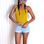 Pic of Yara Skye in Yara Skye in black women
