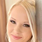 Pic of Lola Taylor aka Baby L in Morning Surprise from Lola ✷