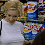 Pic of Leslie Mann topless movie captures