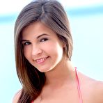 Pic of Zelda Bee in Untitled