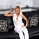 Pic of Leah Rose in Leah Rose in young and hairy