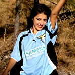 Pic of Imelda 3 in Imelda 3 in nudism series