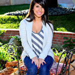 Pic of Layla Rose in Layla Rose in nudism series