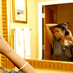 Pic of Honi in Honi in black women