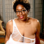 Pic of Misty in Misty in exotic and hairy