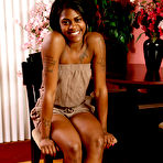Pic of Lea in Lea in black women