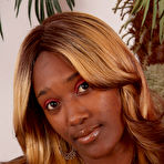 Pic of Remi in Remi in black women