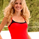 Pic of Lina D in Presenting Lina