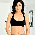 Pic of Diamond Banks in Diamond Banks in black women