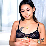 Pic of Papaya Zero Rubs her Pussy